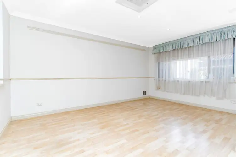 Fourth view of Homely villa listing, 264B Cambridge Street, Wembley WA 6014
