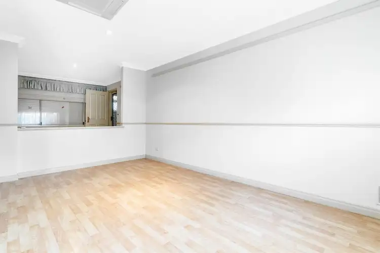 Fifth view of Homely villa listing, 264B Cambridge Street, Wembley WA 6014