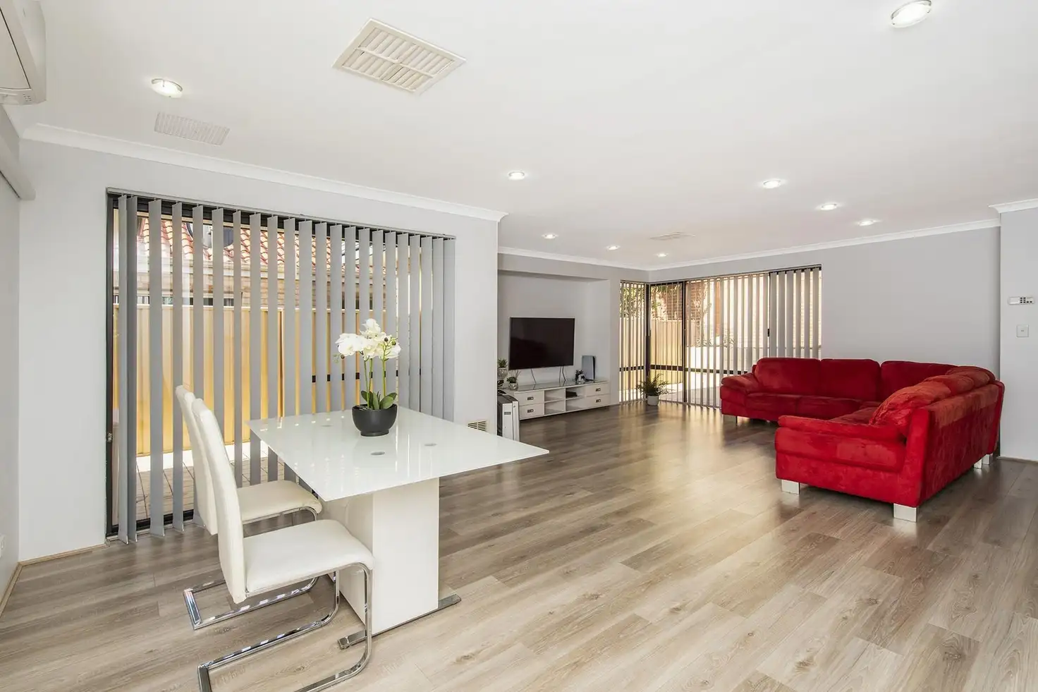 Main view of Homely house listing, 24 Claridge Circle, Thornlie WA 6108