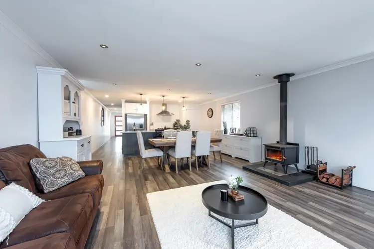 39 Tramontane Approach, Dayton WA 6055