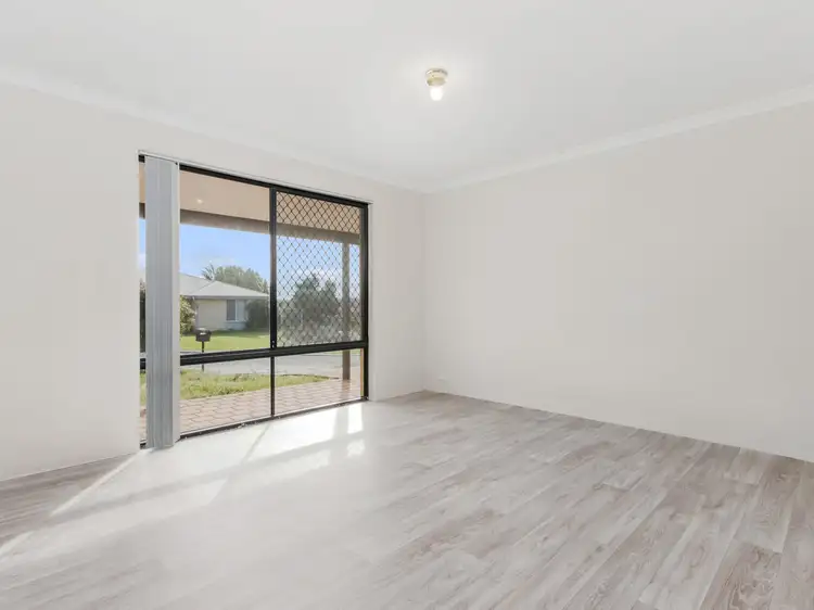 Fifth view of Homely house listing, 11 Hueston Lookout, Leda WA 6170