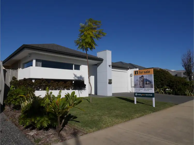 5 Rocky Road, Wandi WA 6167
