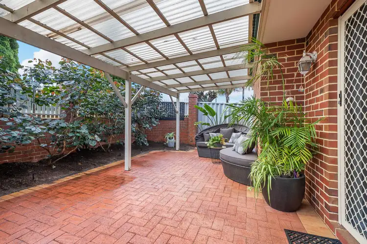 Fifth view of Homely villa listing, 1/162 Royal Street, Yokine WA 6060