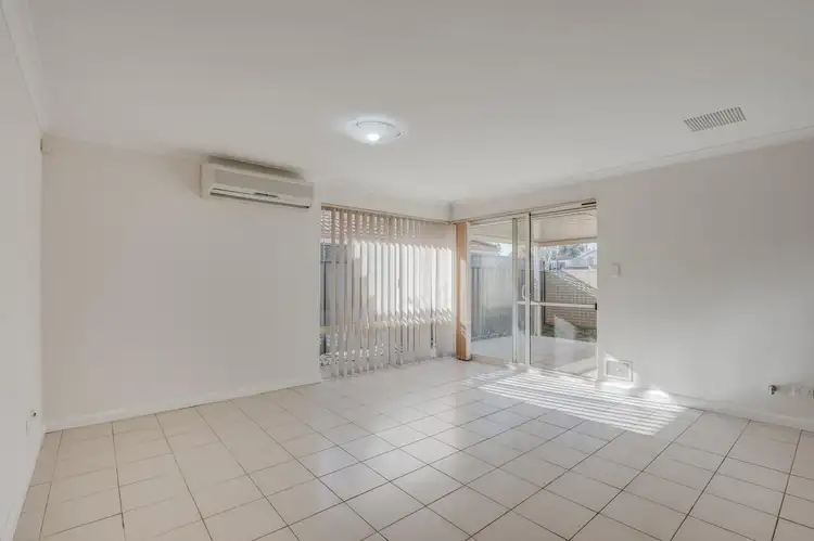 Seventh view of Homely house listing, 4/117 Stafford Road, Kenwick WA 6107