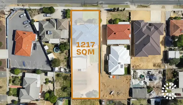 170 Carrington Street, Hilton WA 6163