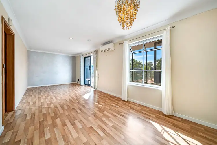 Fifth view of Homely house listing, 8 Angus Court, Duncraig WA 6023