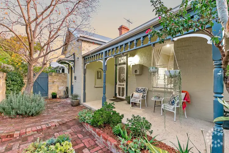 41 May Street, East Fremantle WA 6158