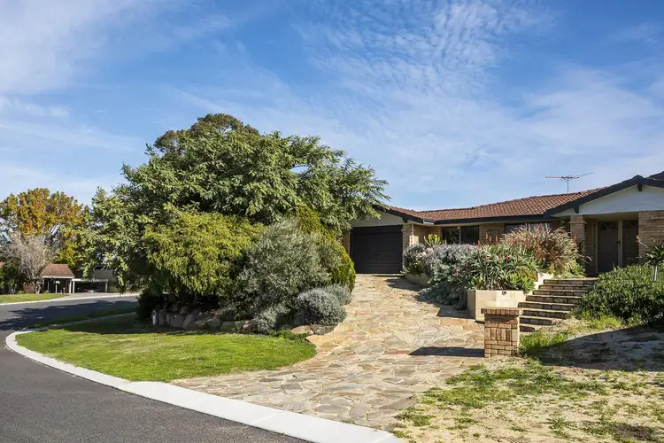 2 Tipuana Place, Edgewater WA 6027