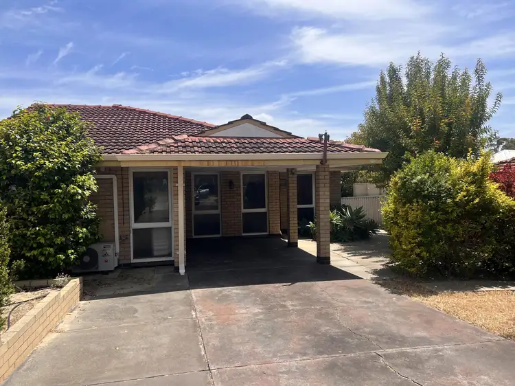 8A Howarth Street, Melville WA 6156