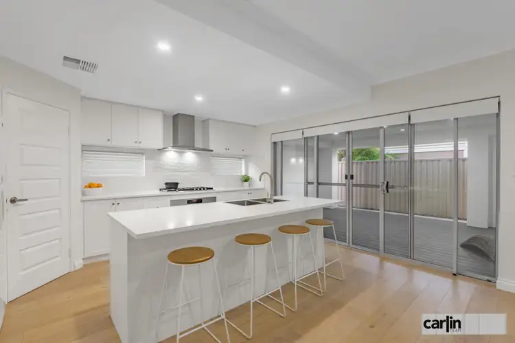 Main view of Homely house listing, 32 Splash Terrace, Lake Coogee WA 6166