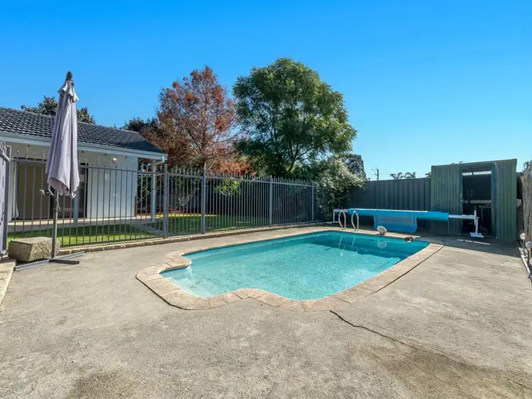 36 Dumsday Drive, Forrestdale WA 6112