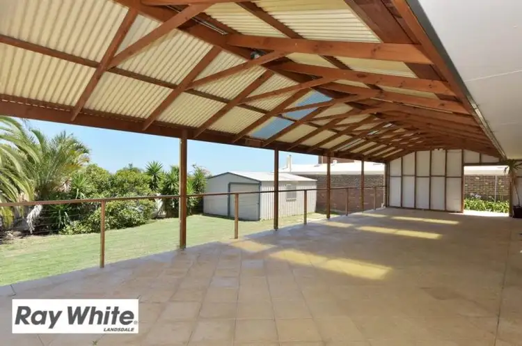 7 Capstone Way, Marangaroo WA 6064