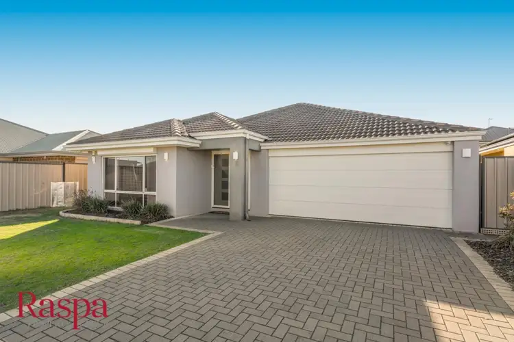 2 Riviera Turn, Piara Waters WA 6112