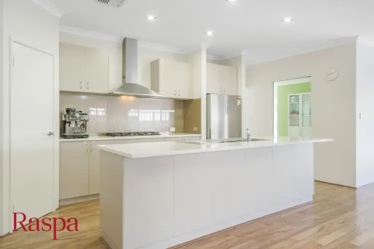 Fifth view of Homely house listing, 2 Riviera Turn, Piara Waters WA 6112