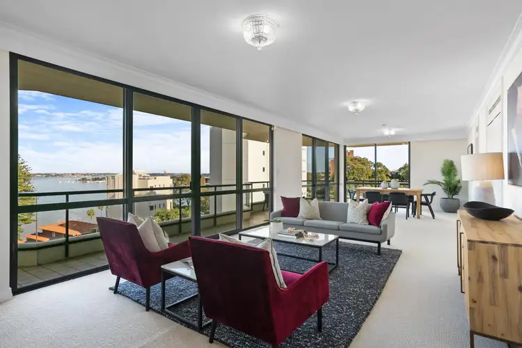 13/3 Park Avenue, Crawley WA 6009