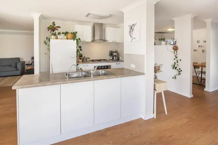 4 Tamarix Crescent, Margaret River WA 6285