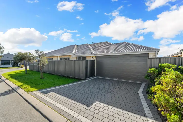 Third view of Homely house listing, 6 Charnwood Grove, Hilbert WA 6112