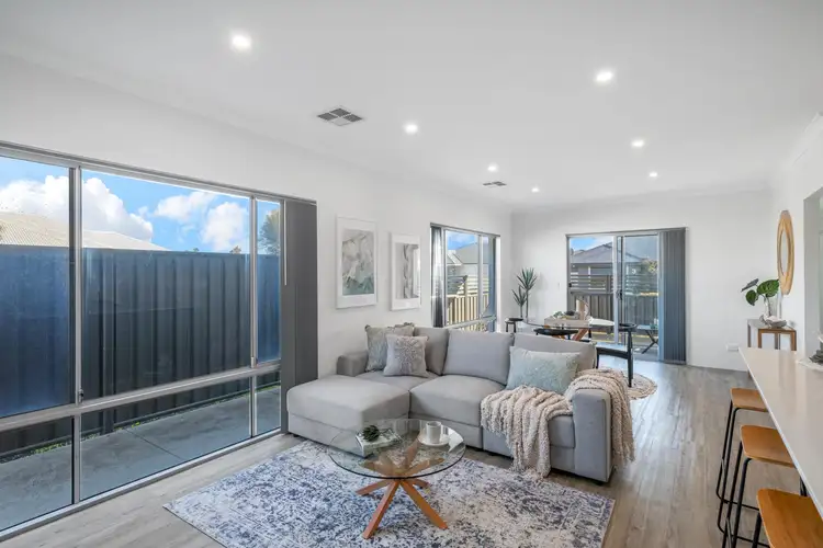 Fourth view of Homely house listing, 6 Charnwood Grove, Hilbert WA 6112