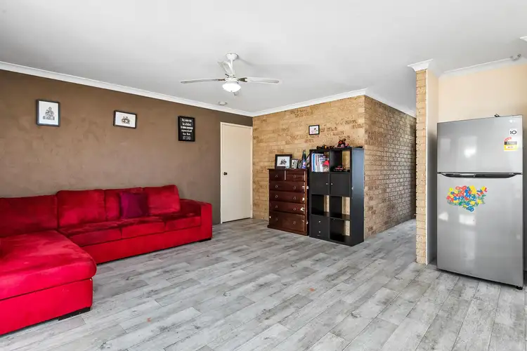 Sixth view of Homely house listing, 9 Kooden View, Leda WA 6170
