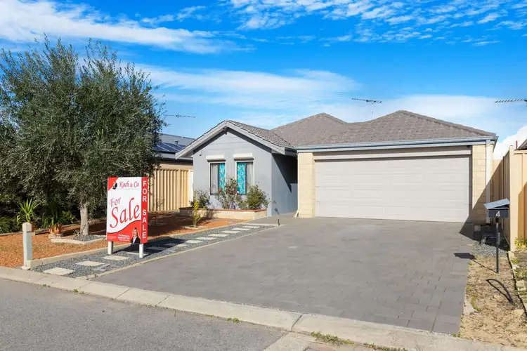 4 Antrim Way, Bertram WA 6167