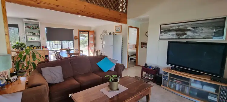 Third view of Homely house listing, 6 Houston Court, Ledge Point WA 6043