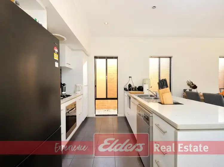 Sixth view of Homely house listing, 4/33 Kootingal  Bend, Baldivis WA 6171