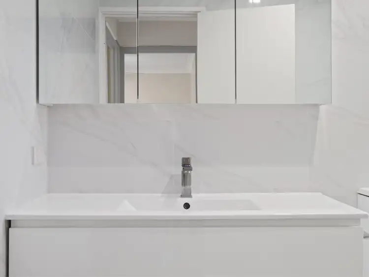 Sixth view of Homely unit listing, 7/27 Mcgregor St, Embleton WA 6062