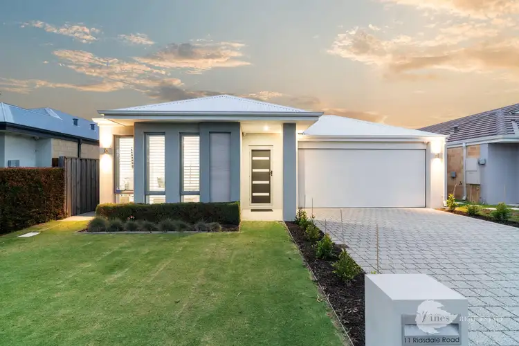 11 Ridsdale Road, Ellenbrook WA 6069