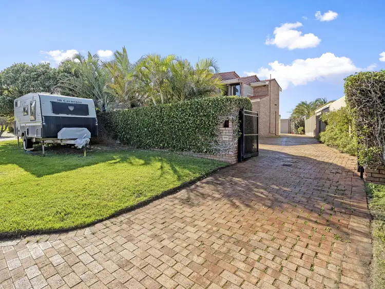 41 Haysom Street, Trigg WA 6029