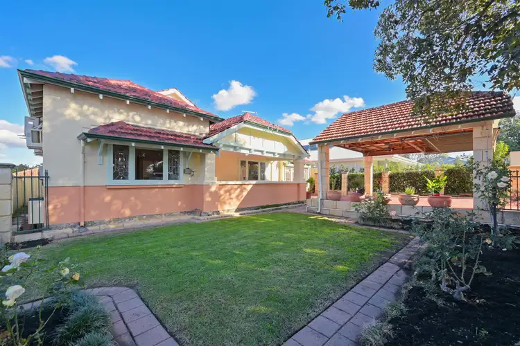 11 Newry Street, Floreat WA 6014