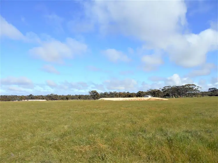 Lot 90, McGuire Road, Broomehill Village WA 6318