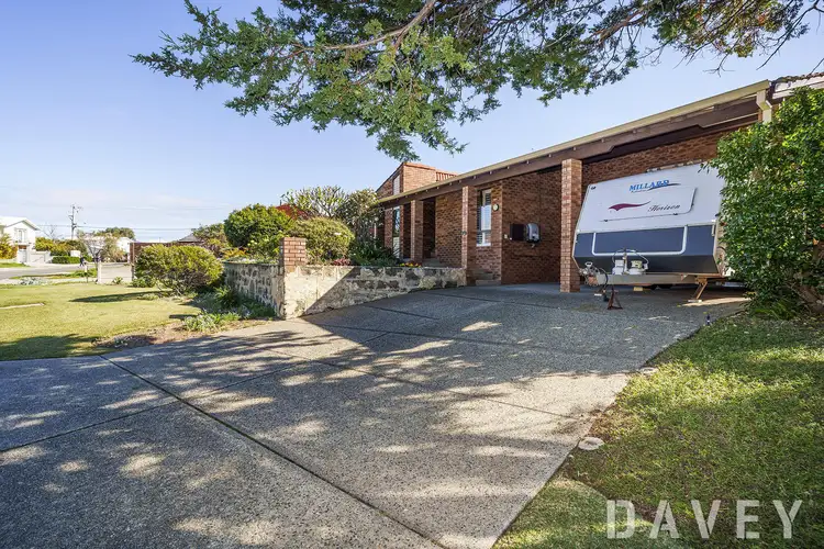 Second view of Homely house listing, 6 Sheppard Way, Marmion WA 6020