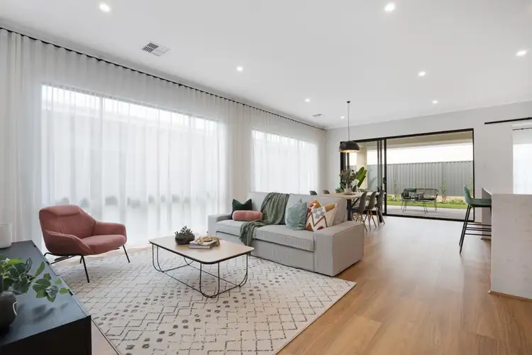 Fifth view of Homely house listing, 8 Entwistle Way, Aveley WA 6069