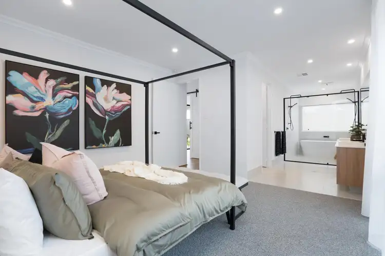 Sixth view of Homely house listing, 8 Entwistle Way, Aveley WA 6069