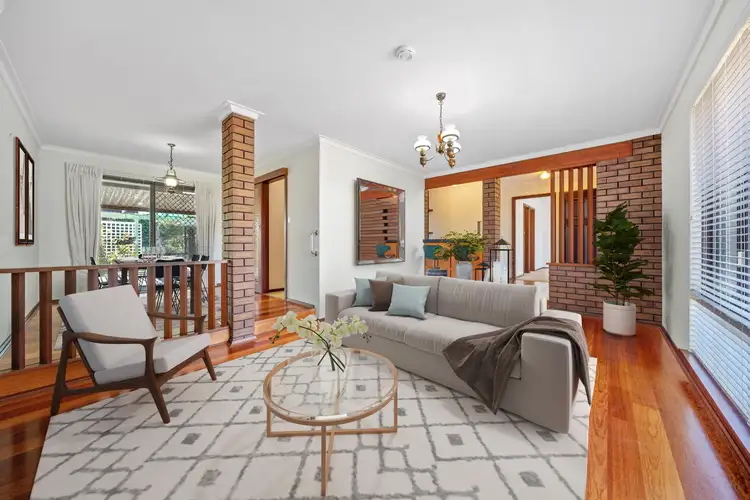 39 Campbell Drive, Hillarys WA 6025