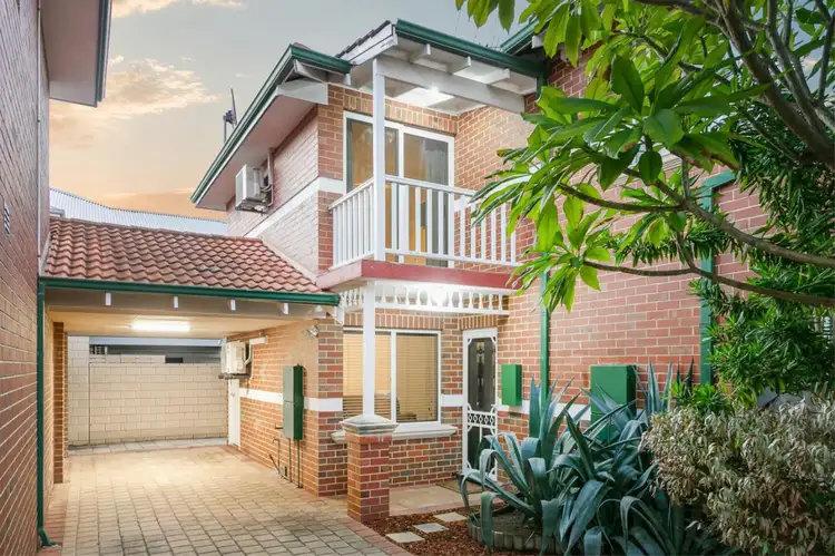 4/14 Watson Place, Maylands WA 6051