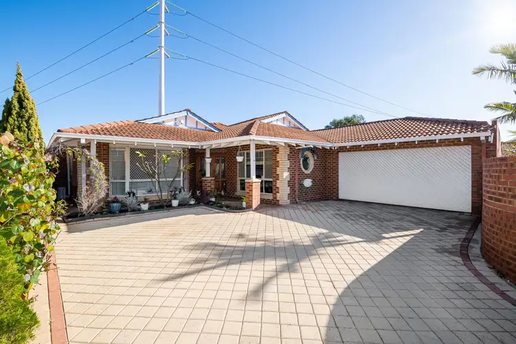 1B Grebe Street, Stirling WA 6021