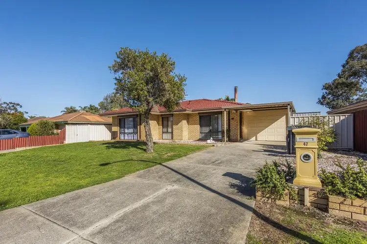 Second view of Homely house listing, 47 Excalibur Circle, Camillo WA 6111