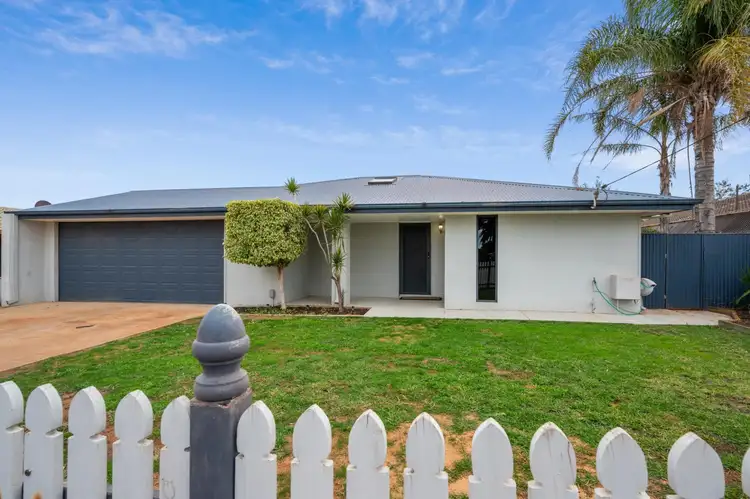 210 Bourke Street, West Lamington WA 6430