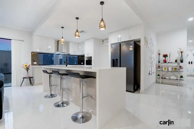 17 Brampton Road, Wandi WA 6167