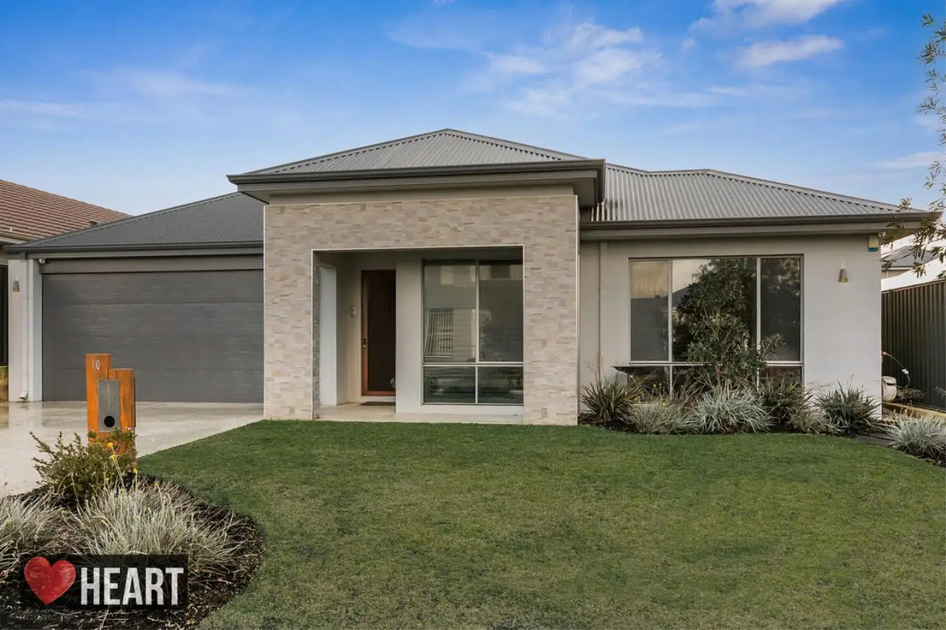 Main view of Homely house listing, 10 Mercury Street, Treeby WA 6164