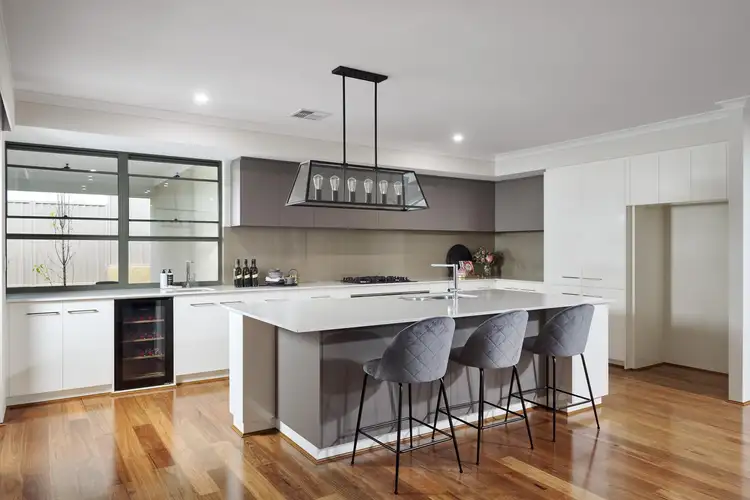 Third view of Homely house listing, 7 Goldwyer Drive, Mandogalup WA 6167