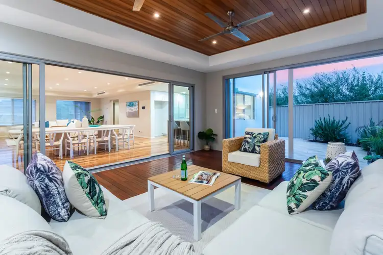 11D Pearl Parade, Scarborough WA 6019