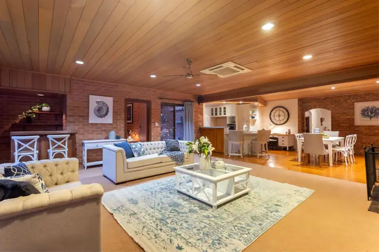 120 Tranquil Drive, Carramar WA 6031