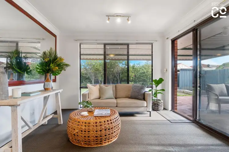 44 Bridgewater Drive, Kallaroo WA 6025