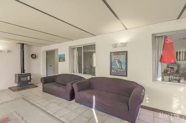 Fifth view of Homely house listing, 2 Kerun Court, Armadale WA 6112