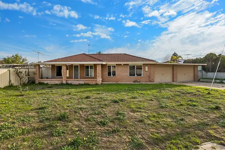 14 Fortescue Road, Cooloongup WA 6168