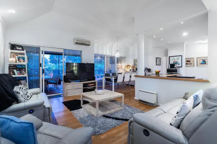 36/220 Fairway Circle, Connolly WA 6027