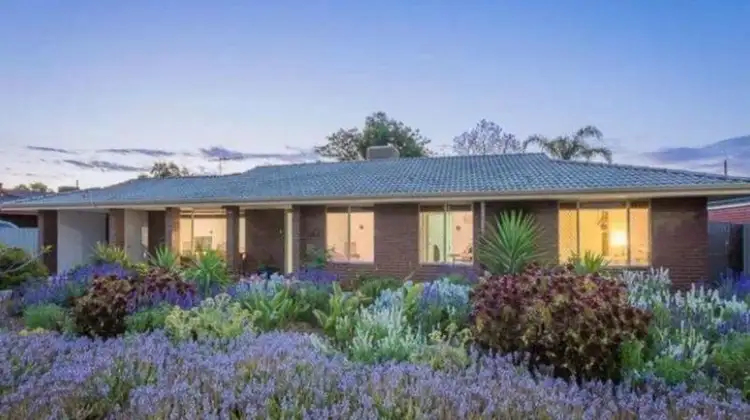 24 Tollington Park Road, Kelmscott WA 6111