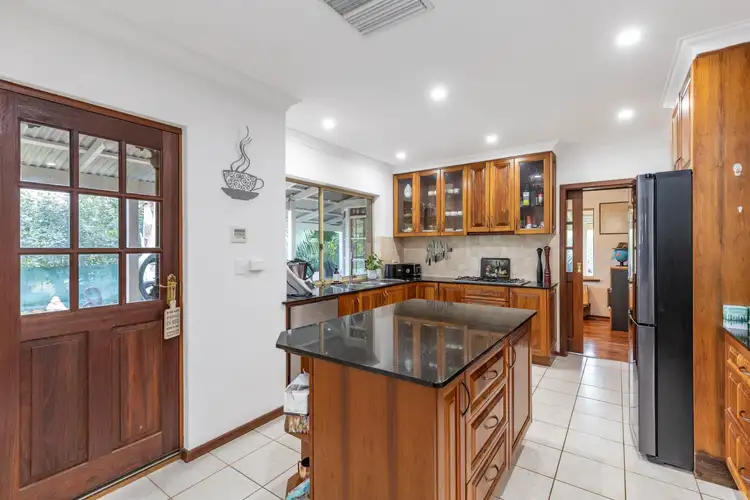 Fifth view of Homely house listing, 18 Sunrise Heights, Maida Vale WA 6057